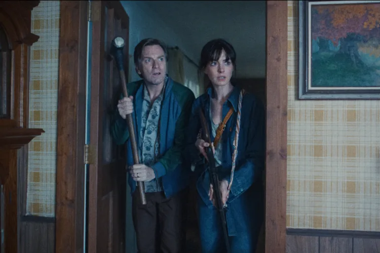 Movie Review: ‘The End of Oak Street’ is a gonzo good time
